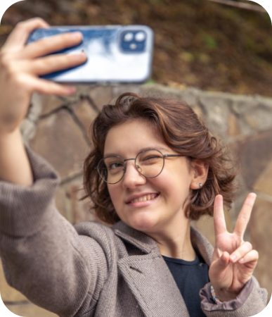 What Is Selfie Attendance and How It Is Transforming Workforce Time Tracking for Modern Businesses